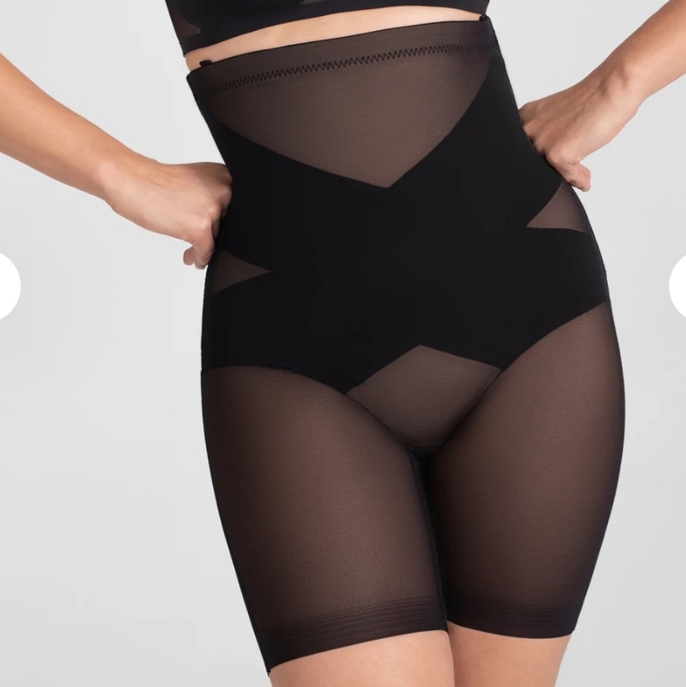 New! Honeylove SuperPower Short | Targeted Sculpting Shapewear | Black | Size 2X